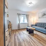 Apartament At Bandurskiego Komfortowy Blisko Centrum