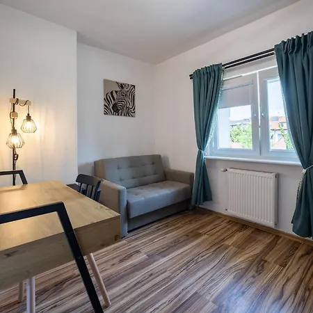 Apartment At Bandurskiego