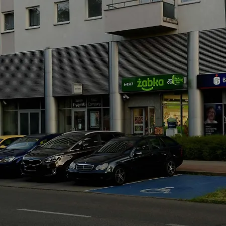 At Bandurskiego Nowoczesny Darmowy Parking Blisko Centrum * Szczecin