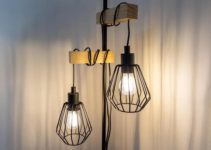 At Bandurskiego Nowoczesny Darmowy Parking Blisko Centrum