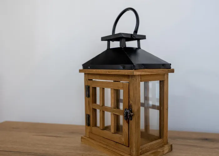 At Bandurskiego Nowoczesny Darmowy Parking Blisko Centrum *